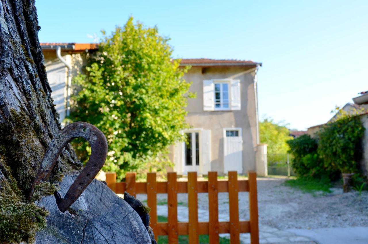 Le Gite Des Sureaux Rarecourt Bagian luar foto
